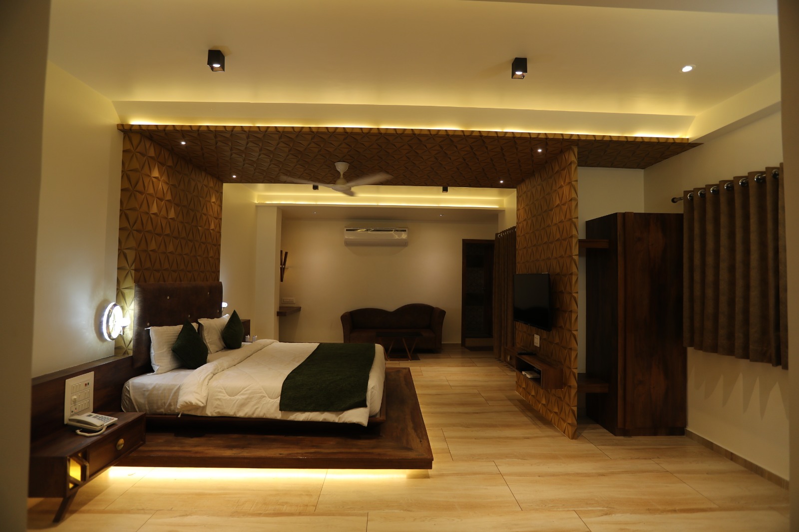 Suite Rooms